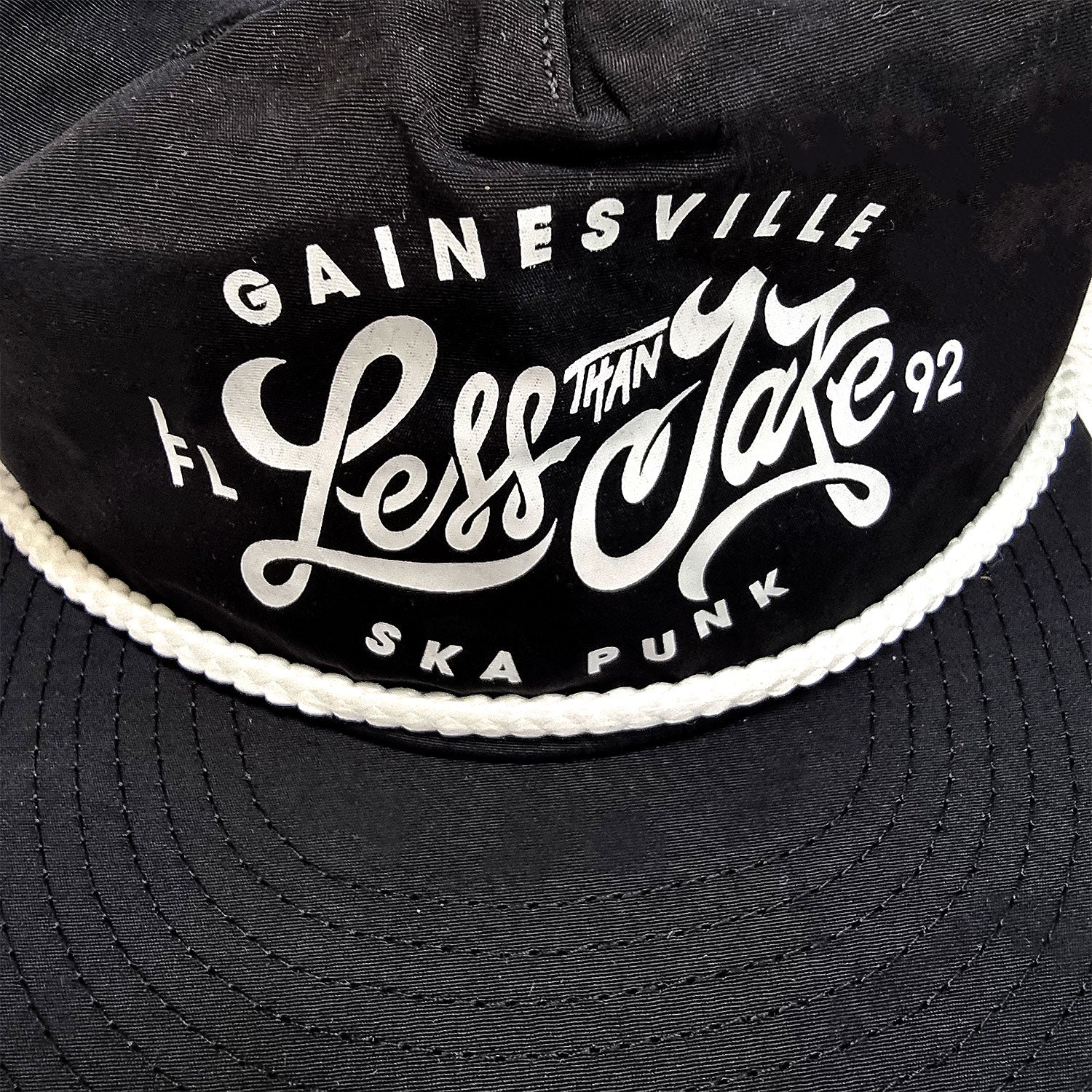 8e65ed0320e2437eaff40557fe93a840